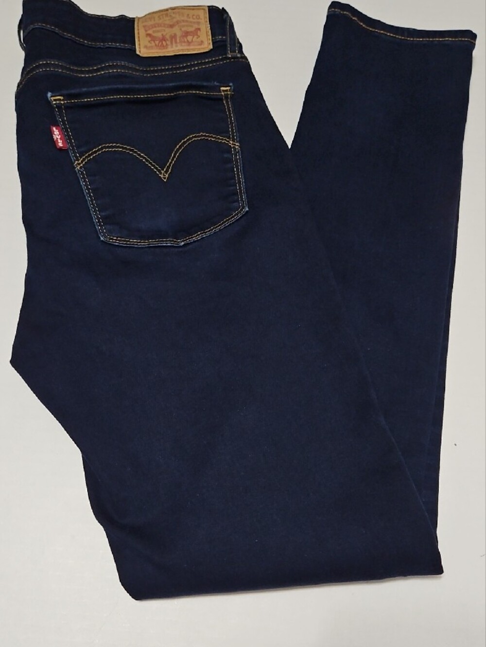 Levis Women’s Dark Blue Skinny Jeans - Classic Stretch Fit Size 29x30